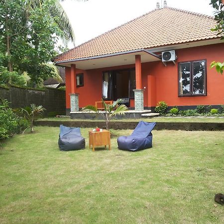 Gede'S Homestay Tejakula Exterior photo