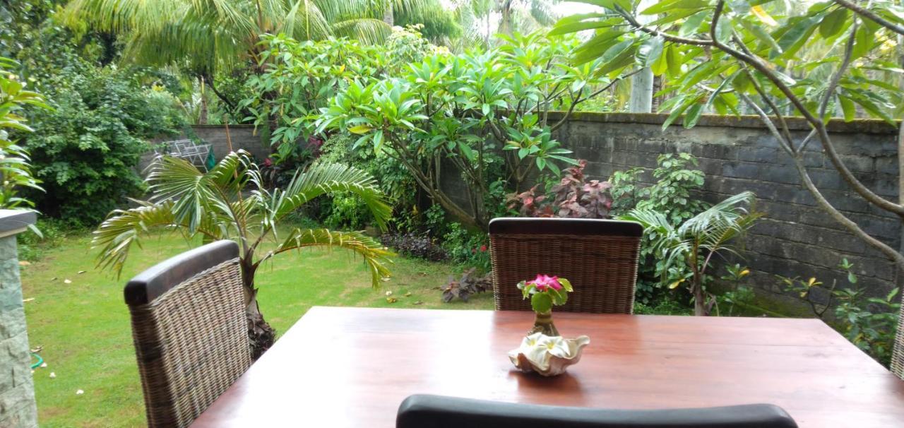Gede'S Homestay Tejakula Exterior photo