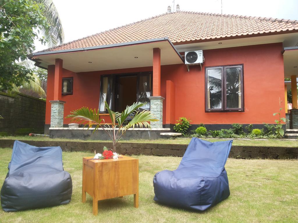 Gede'S Homestay Tejakula Exterior photo